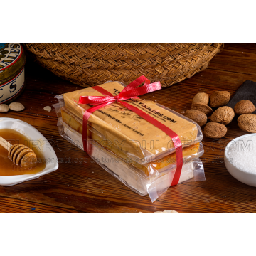 Turrón de Jijona, Turrón de Alicante, Turrón de Yema Tostada - Lot "La Terreta": Turrón de Jijona, Turrón de Alicante, Turrón de Yema Tostada (Nougat au jaune d'œuf grillé)