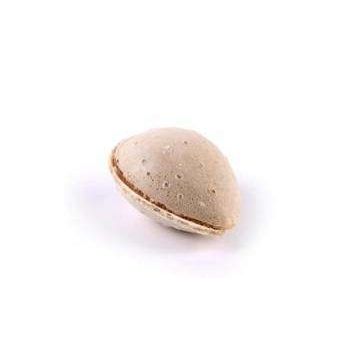 Almendras rellenas de turrón blando (oblea) , a granel 1 kg (65 a 75 unidades aprox)